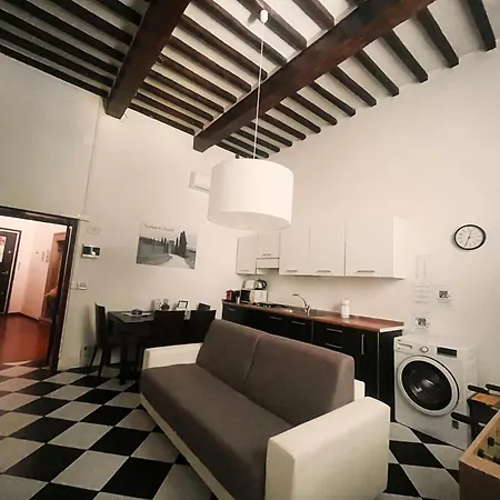 52cento Apts 아파트 아레초