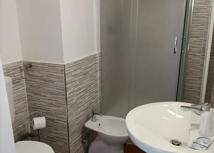 アパート 52cento Apts *