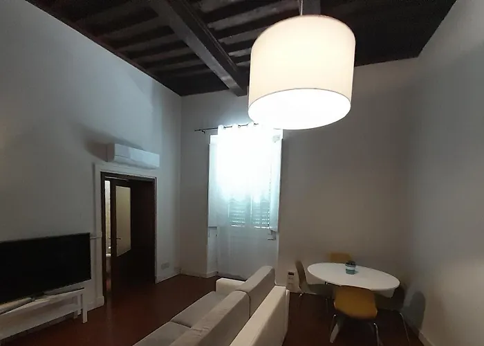 52cento Apts * アレッツォ